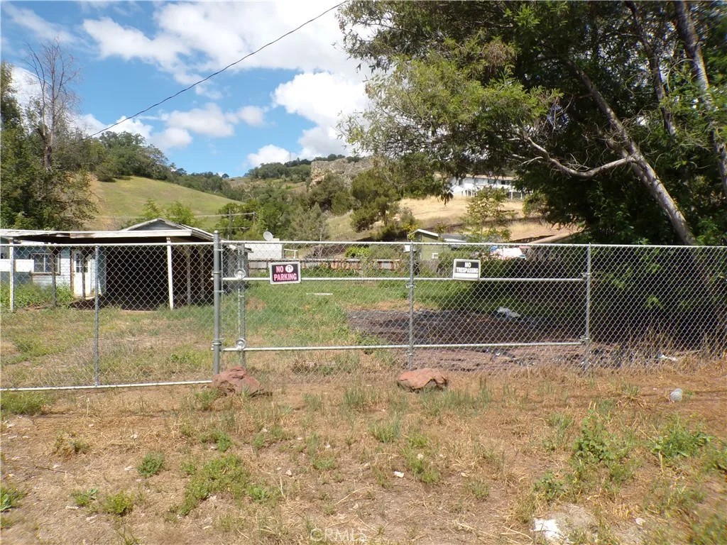 4546 Foothill