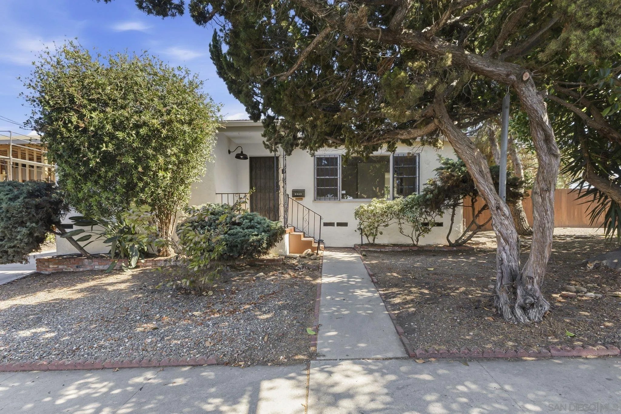 3543 Myrtle Ave