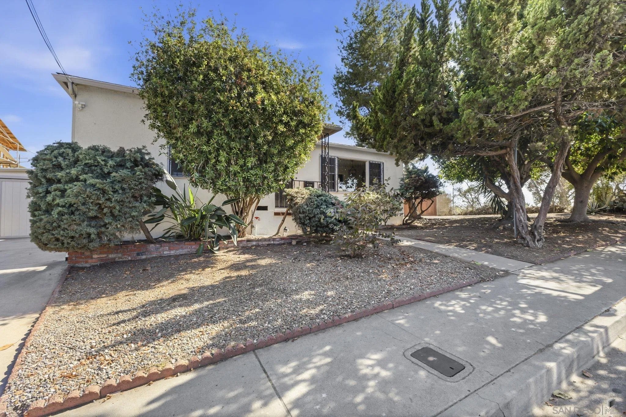 3543 Myrtle Ave