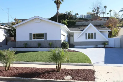 4421 68Th St, La Mesa, CA 91942 - #: 250038762
