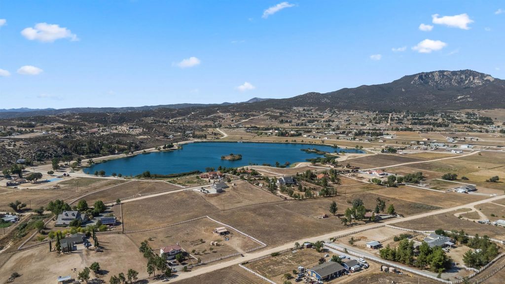 Photo of 342 Indian Hill Trl, Aguanga, CA 92536 (MLS # 250038087)