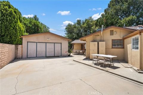 Tiny photo for 22640 Cohasset St, West Hills, CA 91307 (MLS # PW26098947)