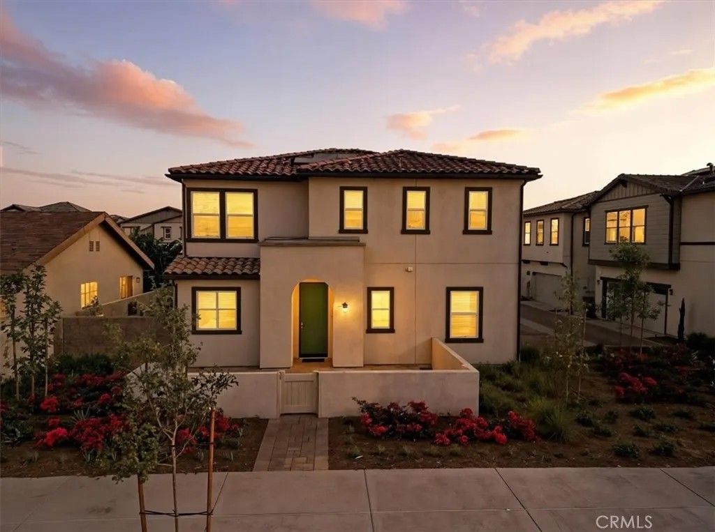 Photo of 413 E 220th St, Carson, CA 90745 (MLS # IV25239725)