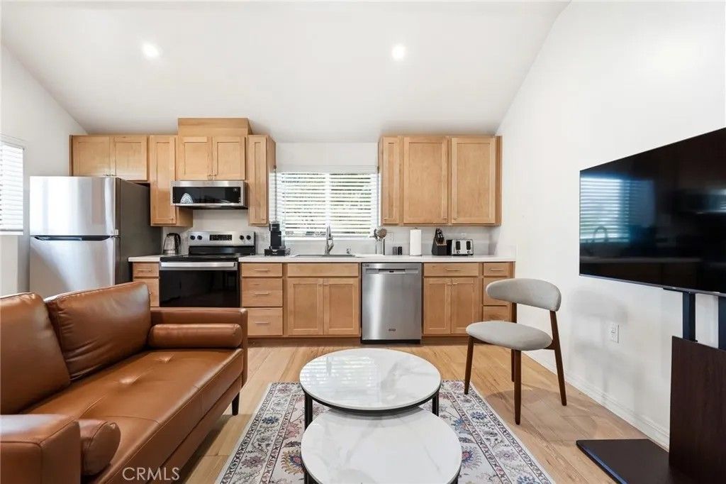 Photo of 7321 Kelvin Avenue, Winnetka, CA 91306 (MLS # SR26047855)