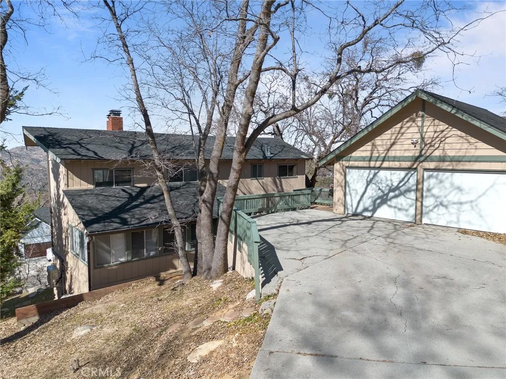1405 Sequoia Drive