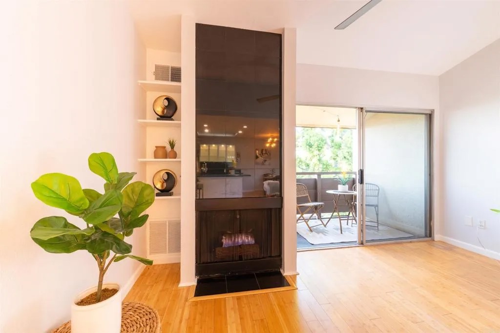 1615 Hotel Circle South D306