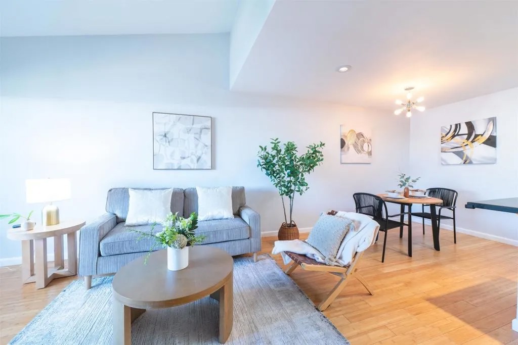 1615 Hotel Circle South D306