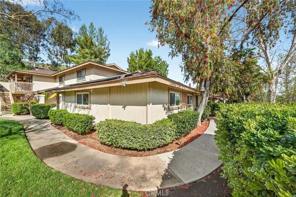 Photo of 8952 Fletcher Valley, Santee, CA 92071 (MLS # WS26058811)