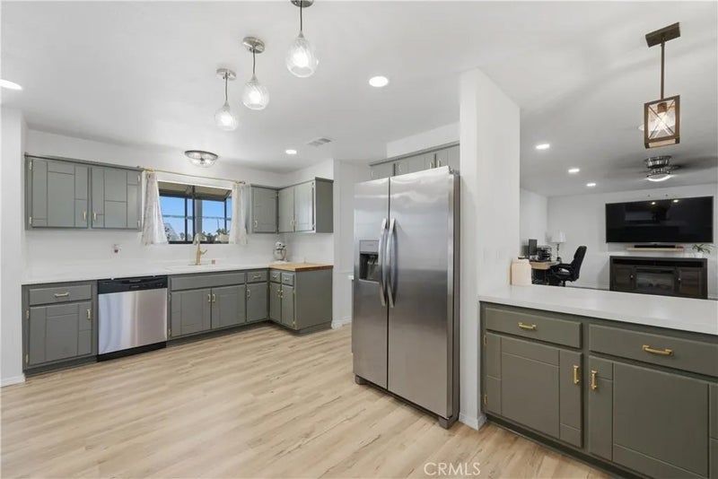 16239 Chippewa