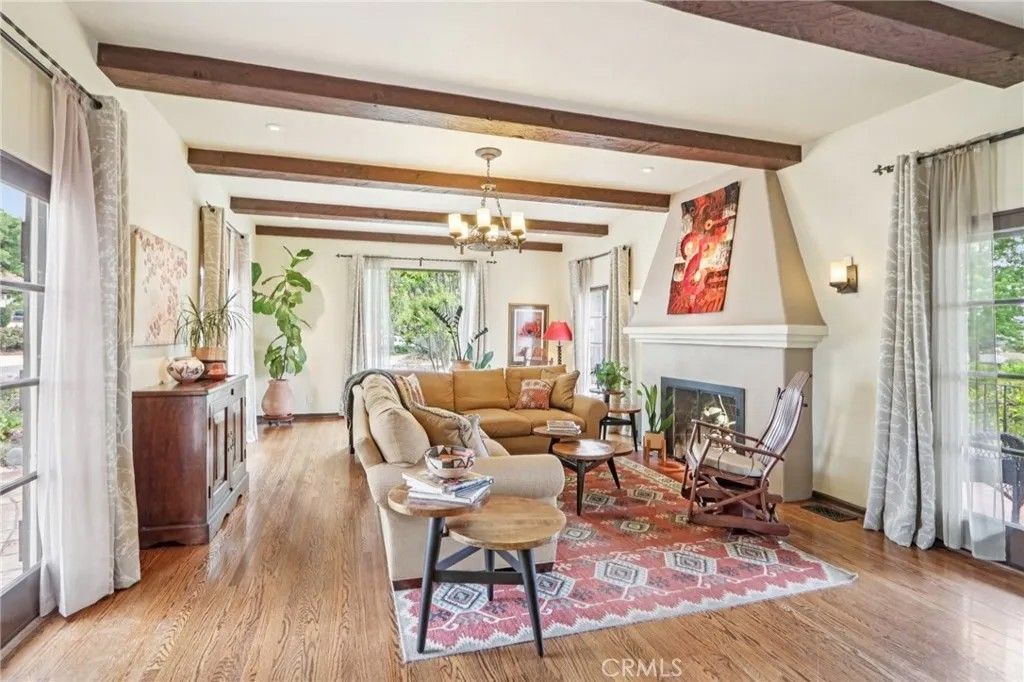 Photo of 1620 Broadview Drive, Glendale, CA 91208 (MLS # SB26073644)