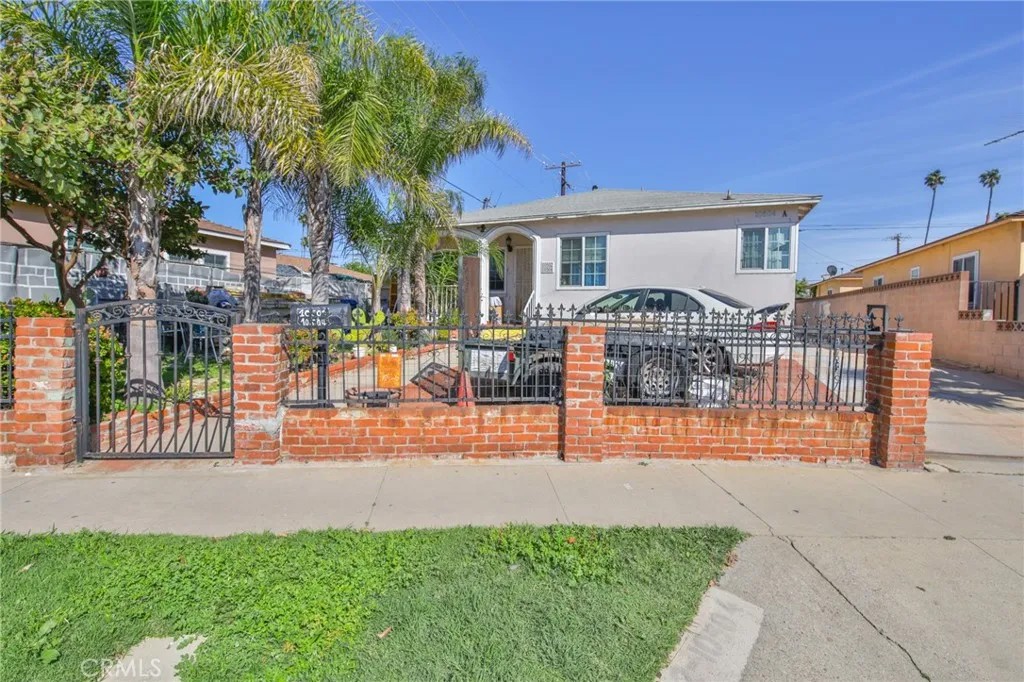 10502 Ravenswood