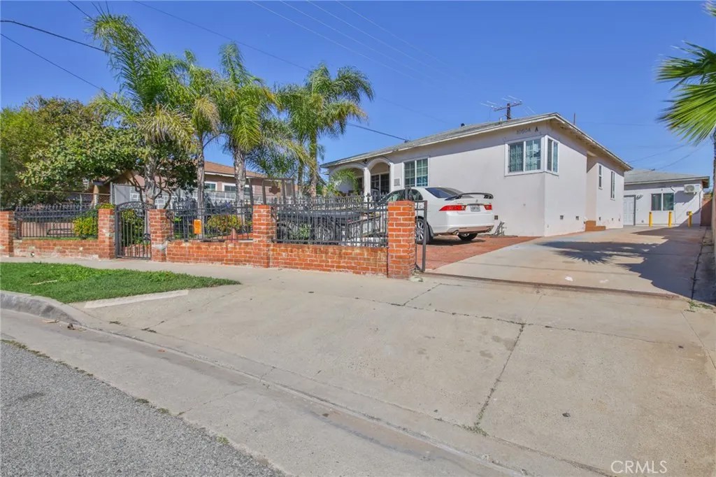 10502 Ravenswood