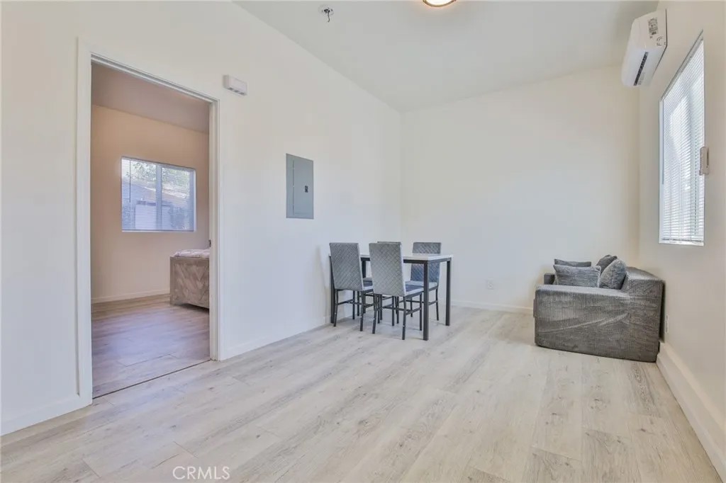 10502 Ravenswood