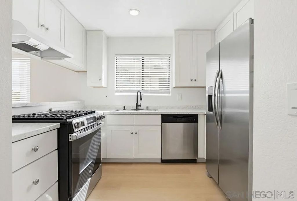 Photo of 32024 Del Cielo Oeste #19, Bonsall, CA 92003 (MLS # 260007197)