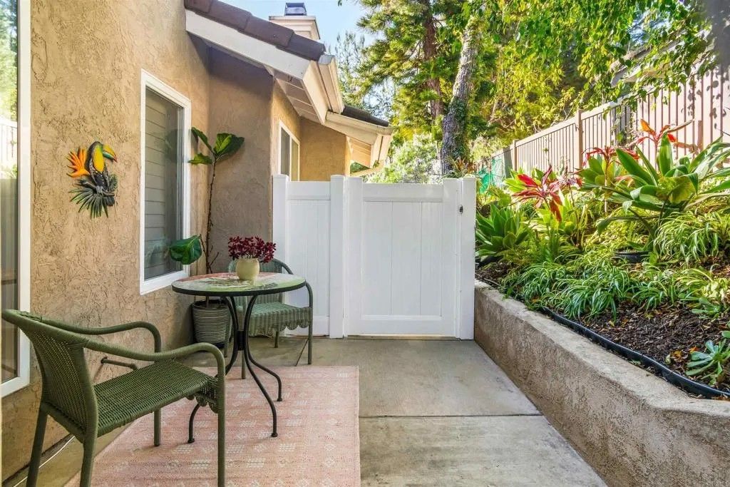 Photo of 1622 Swallowtail, Encinitas, CA 92024 (MLS # NDP2601425)