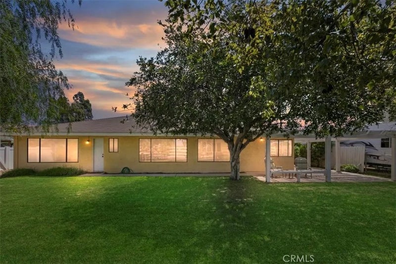 2386 Hialeah Circle