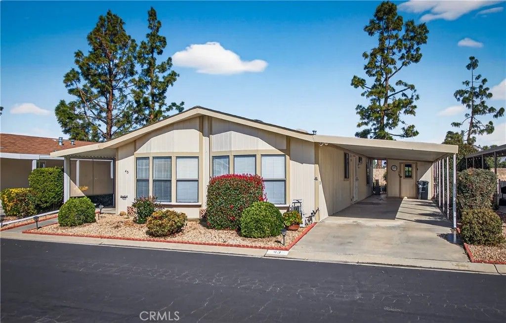 Photo of 1250 N Kirby #43, Hemet, CA 92545 (MLS # SW26037419)