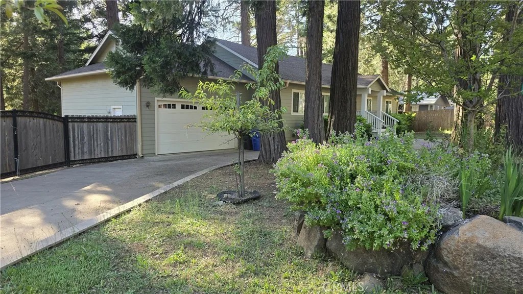 14607 Holmwood