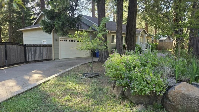 14607 Holmwood