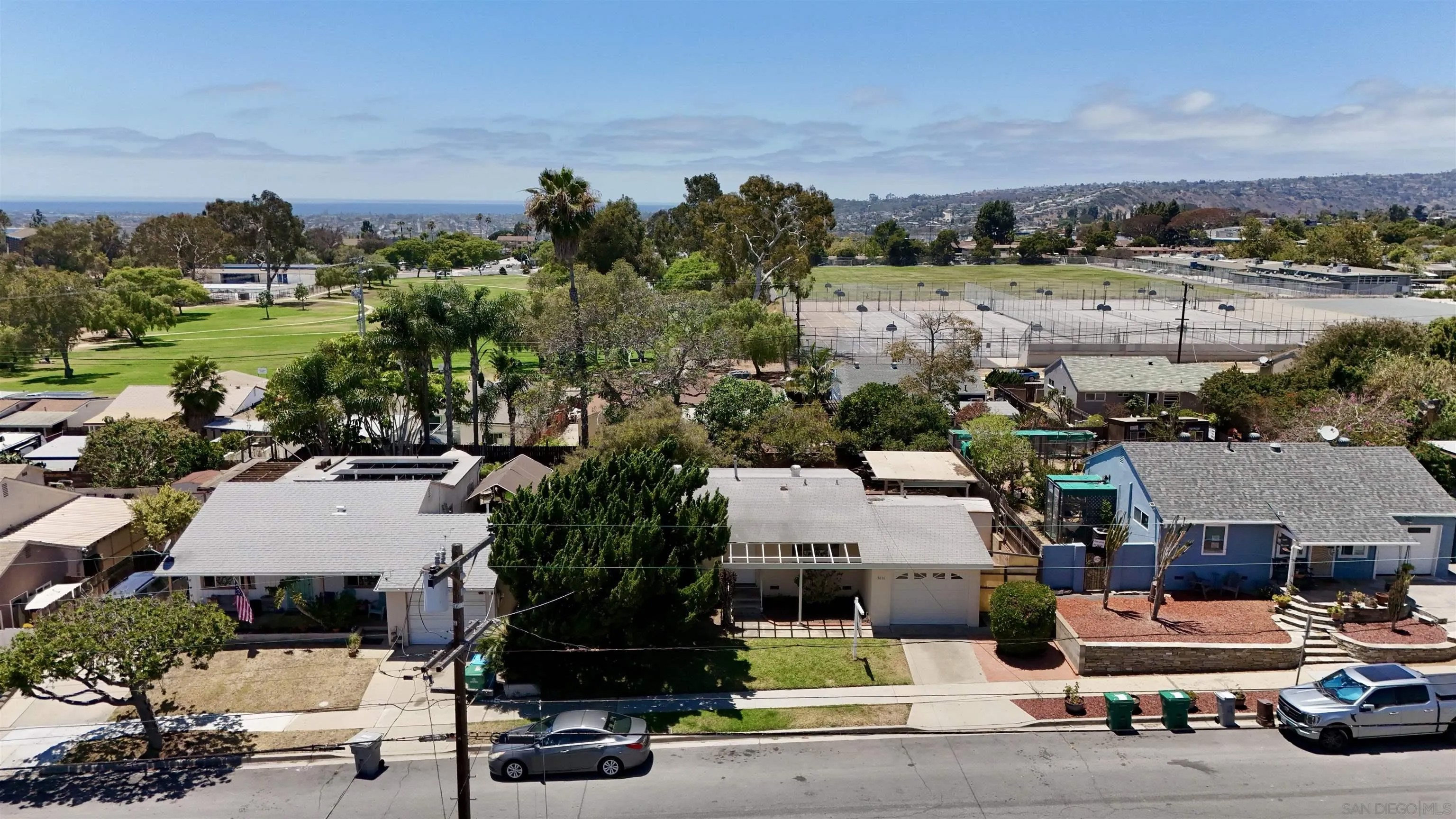 3636 Tomahawk Ln
