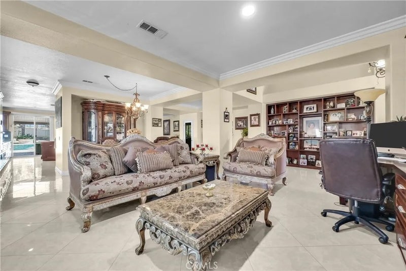 19246 Sterling Hill