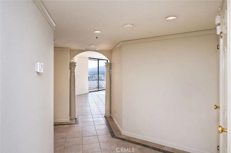 345 Pioneer Drive 1705