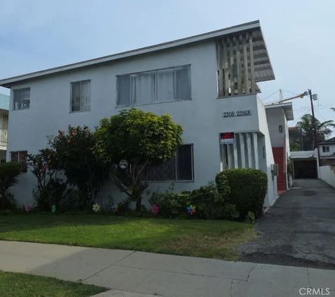 2316 S Carmelina Los Angeles CA 90064