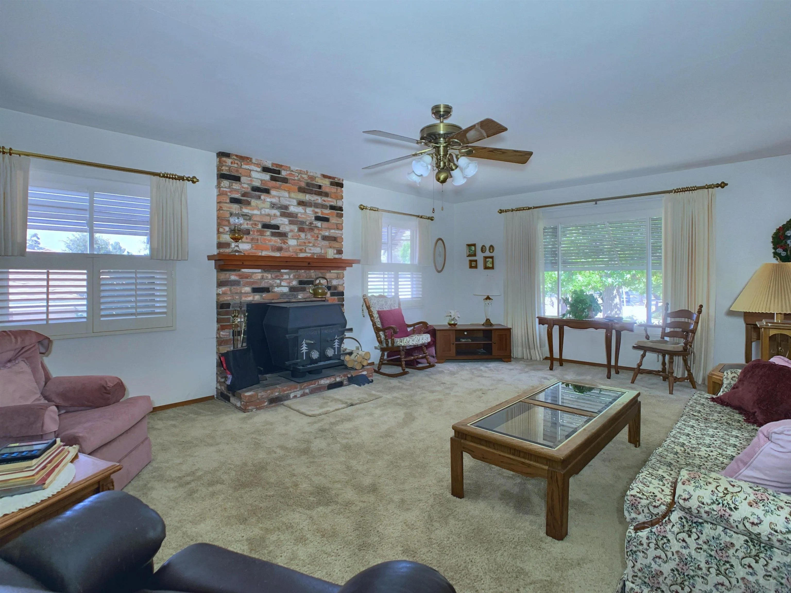 6345 Primrose