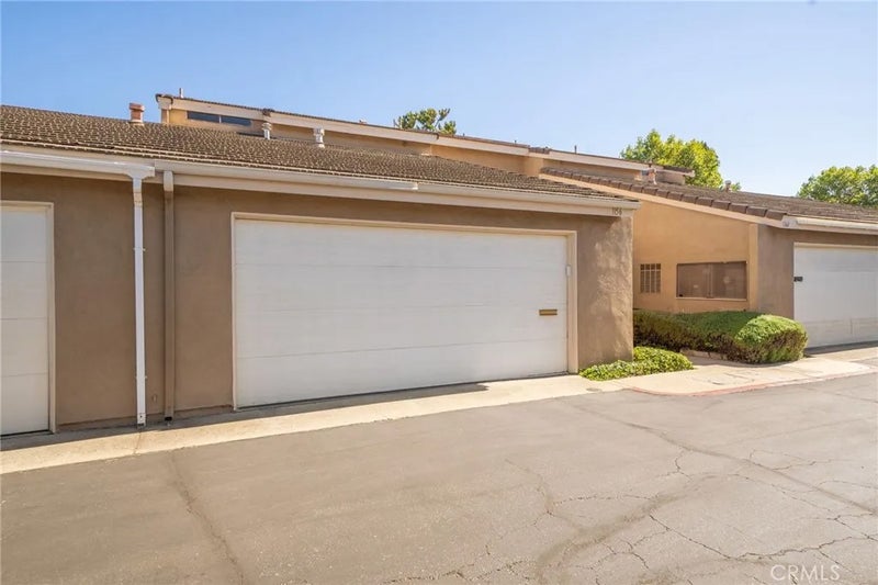 1156 Mountain Gate