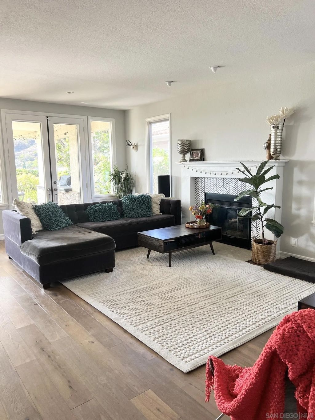 Photo of 3057 Caminito Sagunto, Del Mar, CA 92014 (MLS # 260001982)