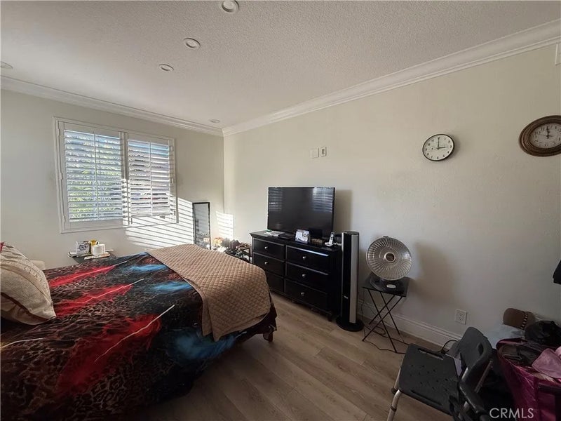9415 Homestead