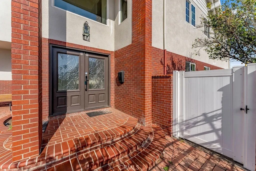 2500 Anabas Avenue