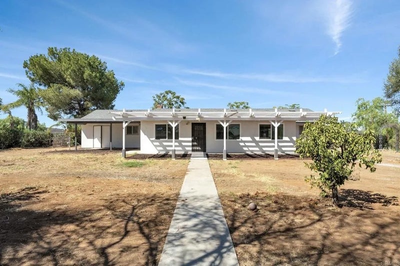 1717 Pine