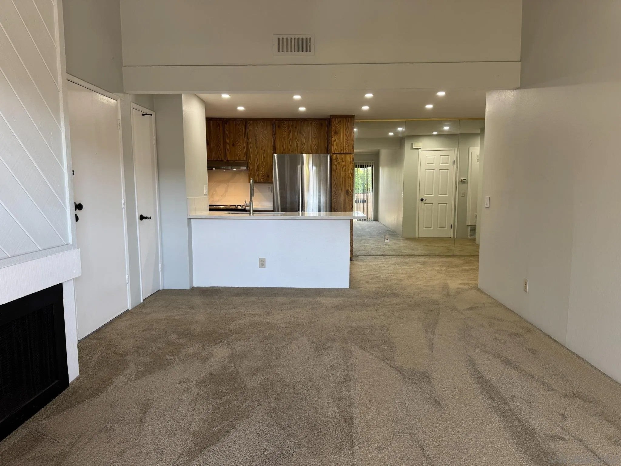 9189 Village Glen Dr 252