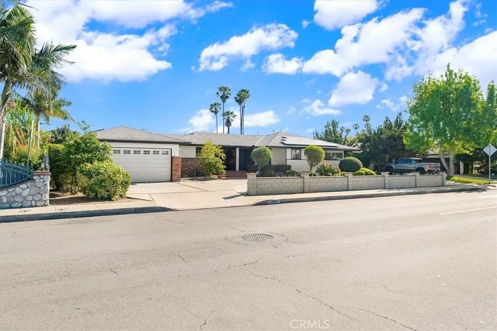Photo of 9642 Orangewood Avenue, Garden Grove, CA 92841 (MLS # PW26062271)