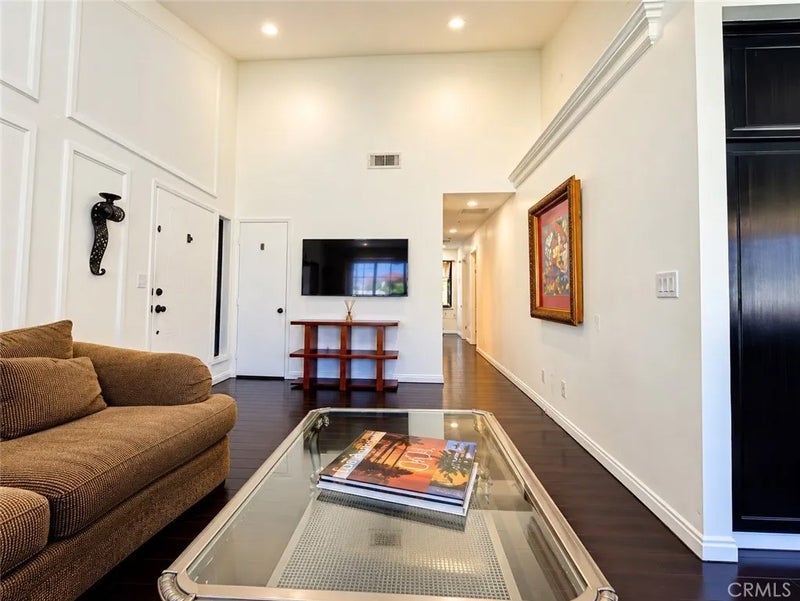 18105 Sundowner Way 978