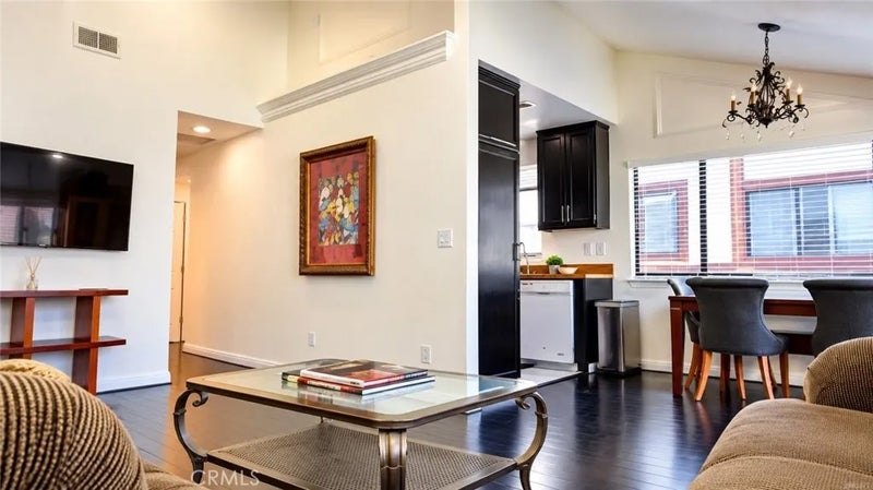 18105 Sundowner Way 978