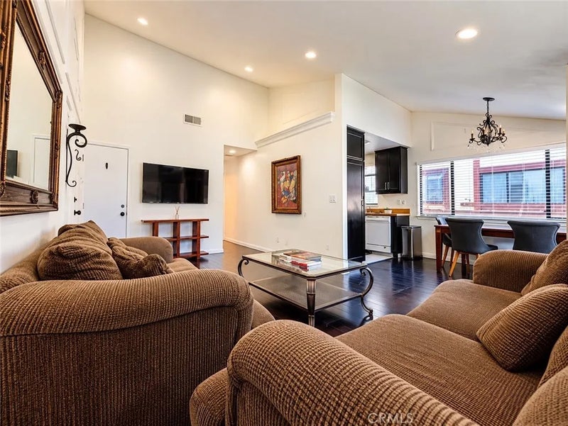 18105 Sundowner Way 978