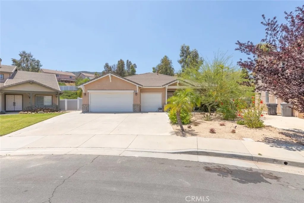 27707 Blue Mesa