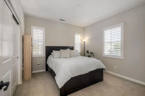 Tiny photo for 16482 Edgehill Rd, San Diego, CA 92127 (MLS # 250042566)