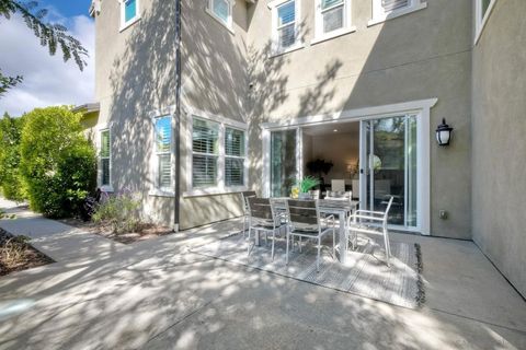 Tiny photo for 16482 Edgehill Rd, San Diego, CA 92127 (MLS # 250042566)