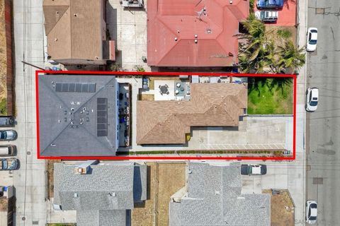 Photo of 843-845 10Th St, Imperial Beach, CA 91932 (MLS # 260004206)