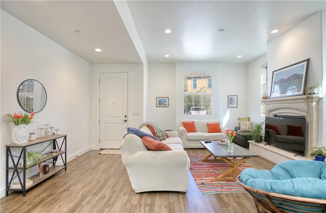 315 Tresana Lane