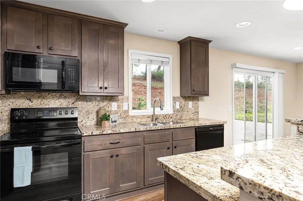 Photo of 8606 Skyway, Paradise, CA 95969 (MLS # SN26040849)