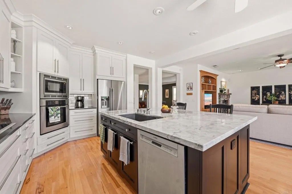 828 Settlers Court
