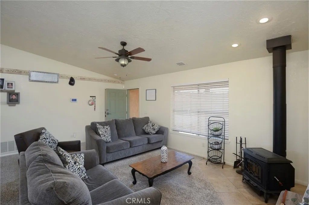 Photo of 11032 Joshua Street, Hesperia, CA 92344 (MLS # IG26006554)