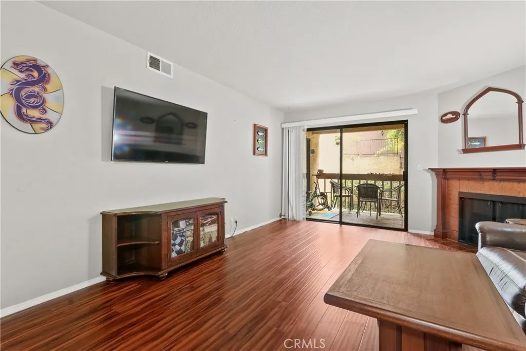 2101 E 21st 102