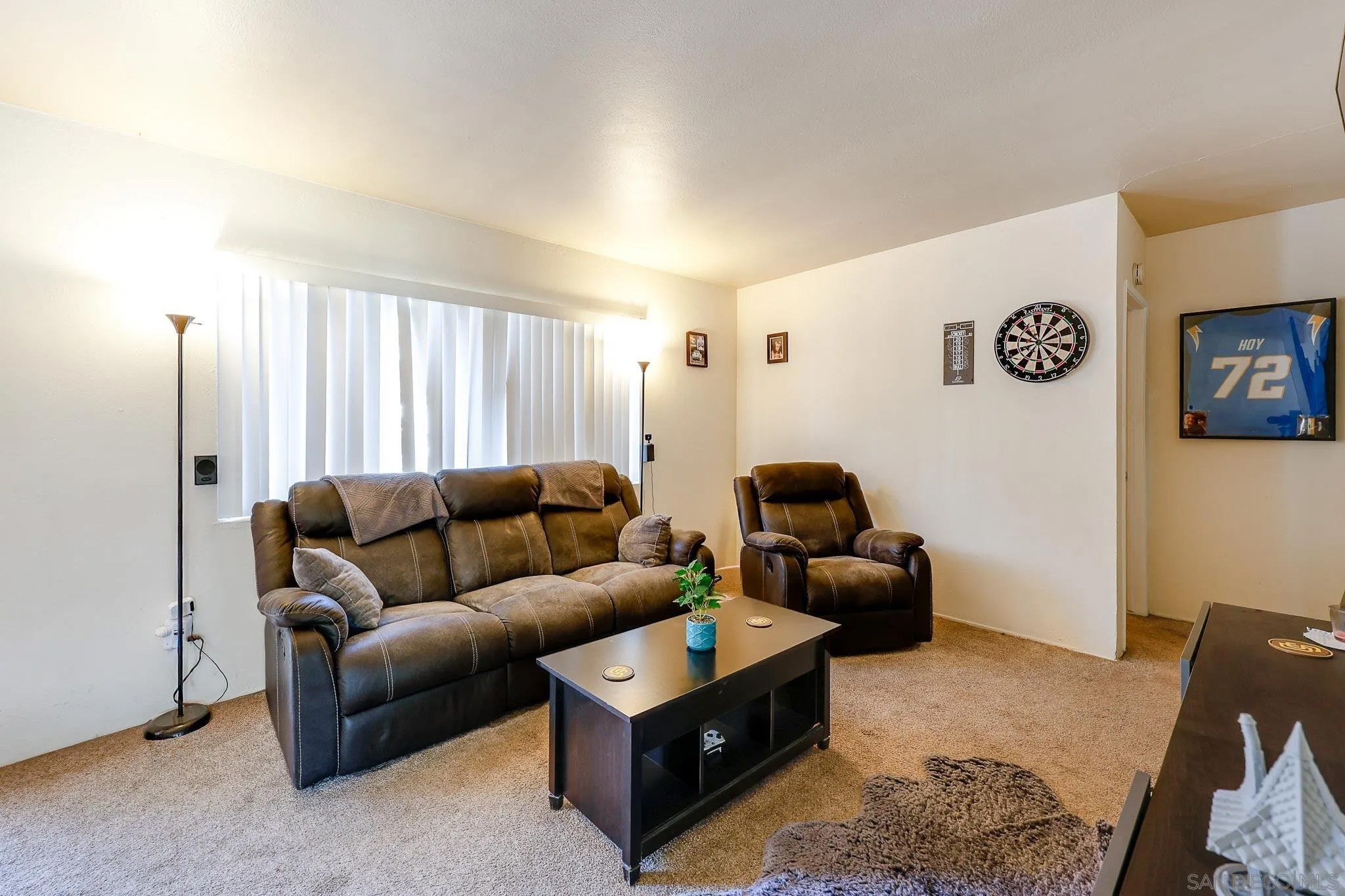 12425-27 Julian Ave