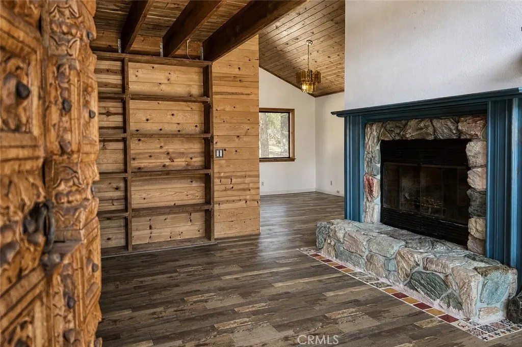 16421 Grizzly Drive