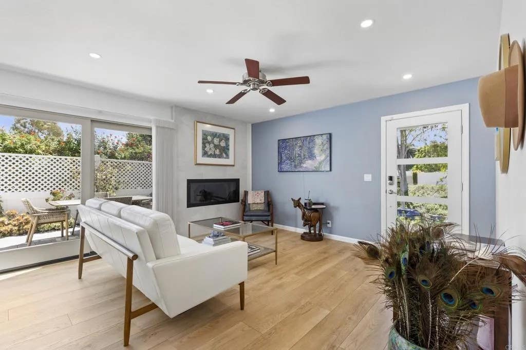 Photo of 1245 Evergreen Drive, Cardiff By The Sea, CA 92007 (MLS # NDP2606711)